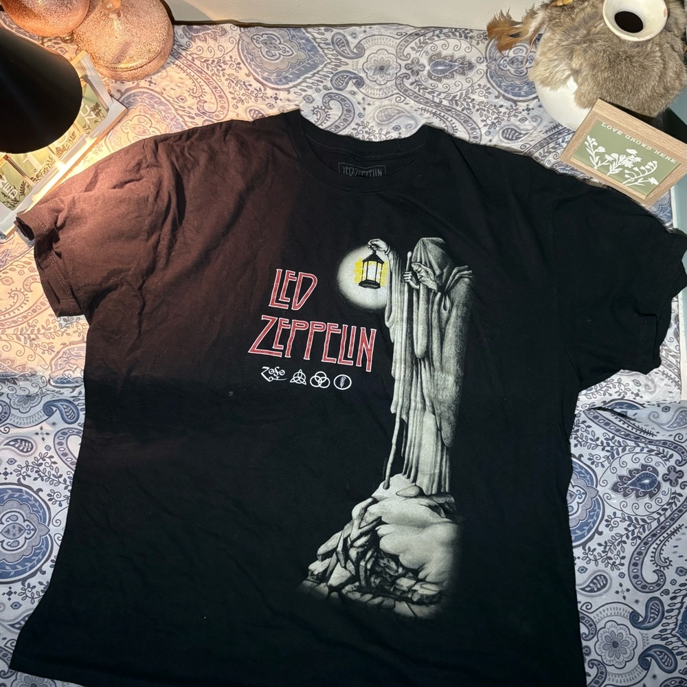 Led Zeppelin Black Graphic Tee